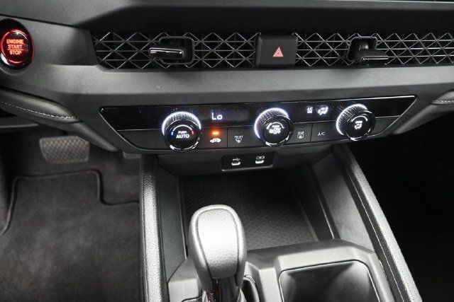 Certified 2025 Honda Accord LX image 15