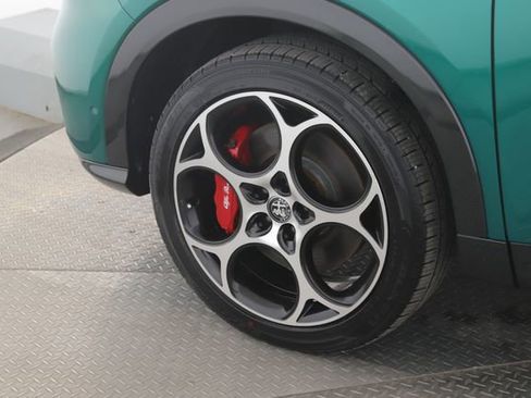 Used 2024 Alfa Romeo Tonale Veloce image 13