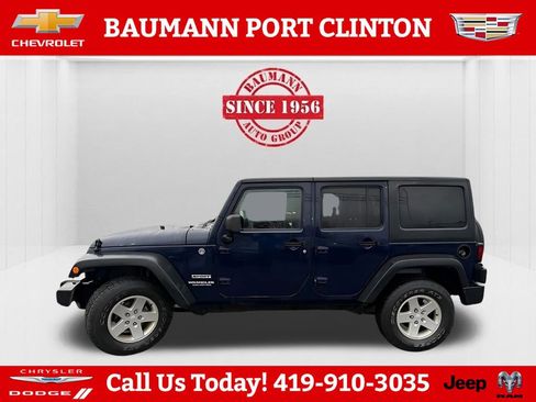 Used 2013 Jeep Wrangler Unlimited Sport AWD/4WD image 4