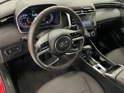Certified 2023 Hyundai Tucson SE image 10