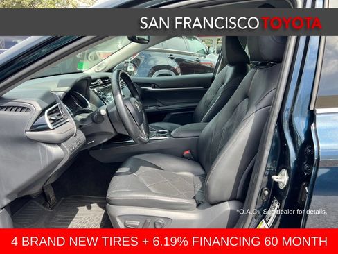 Certified 2018 Toyota Camry XLE w/ Audio Package FWD image 11