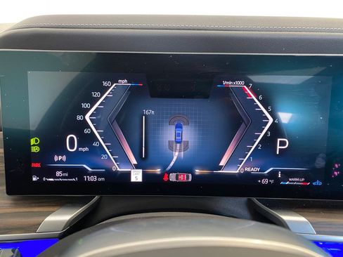 Used 2025 BMW 760i xDrive w/ Executive Package image 19