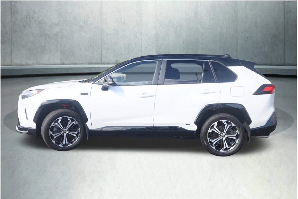 Certified 2023 Toyota RAV4 XSE w/ Weather Package AWD/4WD image 22