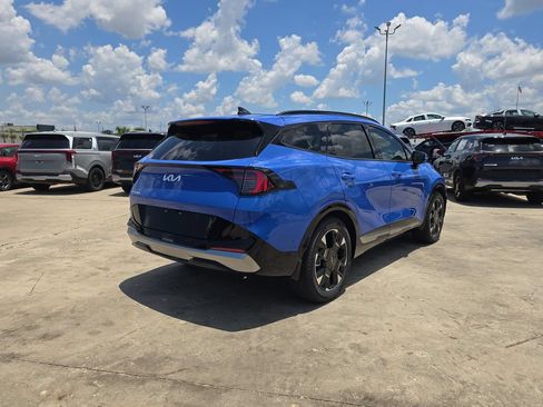 New 2026 Kia Sportage SX FWD image 8