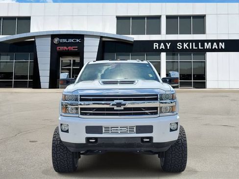 Used 2019 Chevrolet Silverado 2500 High Country w/ Duramax Plus Package AWD/4WD image 4