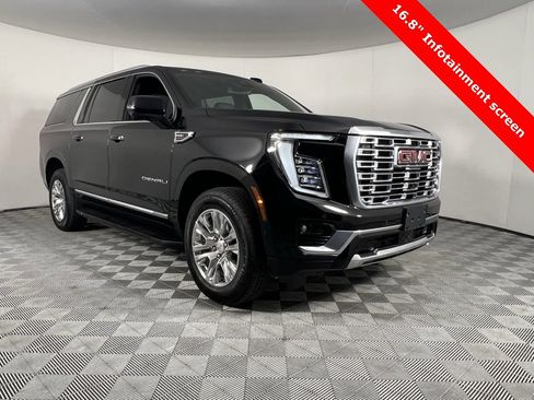 Used 2025 GMC Yukon XL Denali image 1