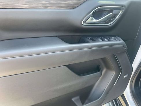 Used 2021 Chevrolet Tahoe LT RWD image 16