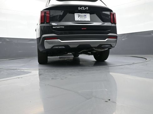 New 2026 Kia Sorento S w/ S Panoramic Sunroof Package FWD image 32
