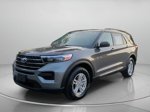 Certified 2023 Ford Explorer XLT AWD/4WD image 12