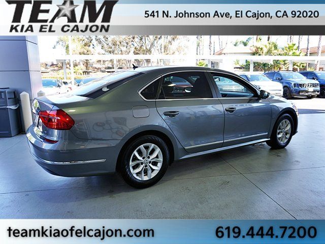 Used 2016 Volkswagen Passat 1.8T S FWD image 9