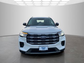 Used 2025 Ford Explorer Active video 2