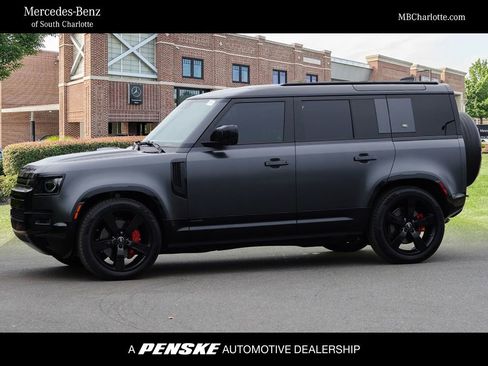 Used 2023 Land Rover Defender 110 X image 1