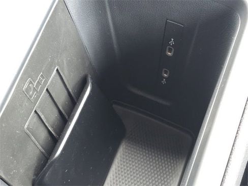 New 2025 Volkswagen Tiguan S image 9