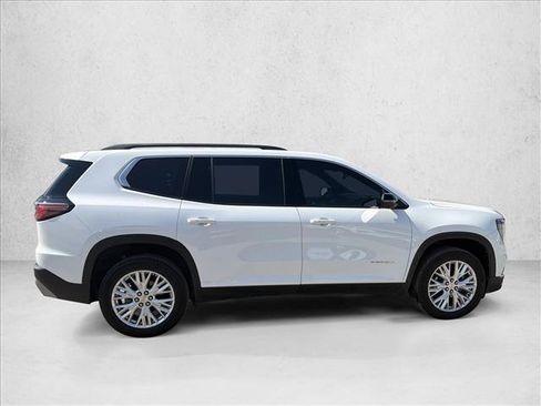 Used 2024 GMC Acadia Elevation w/ Luxury Package FWD image 6