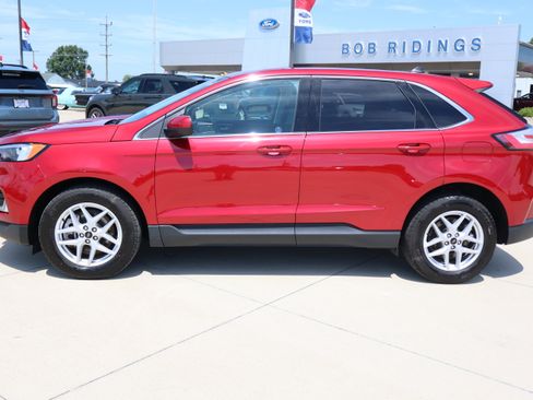 Used 2023 Ford Edge SEL w/ Convenience Package image 9