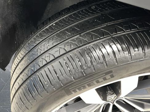 Used 2022 Volkswagen Atlas Cross Sport SEL Premium R-Line image 39