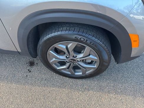 Used 2024 Kia Seltos LX image 33