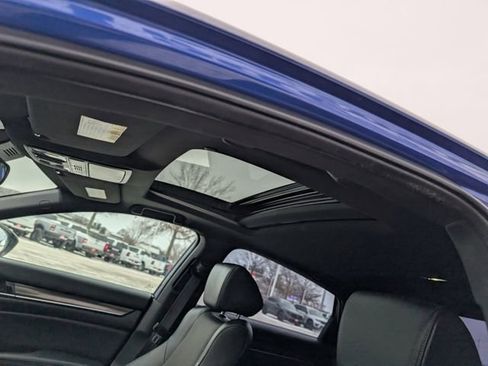 Used 2020 Honda Accord Sport image 3