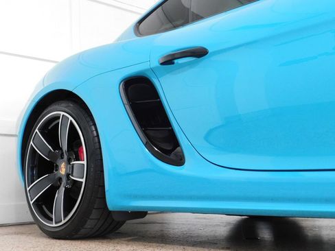 Used 2017 Porsche 718 Cayman S RWD image 12