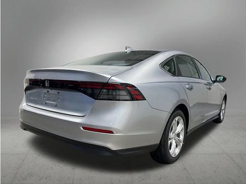 New 2026 Honda Accord LX image 5