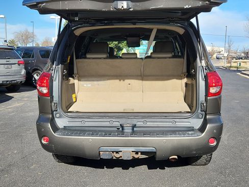 Used 2011 Toyota Sequoia Platinum image 34