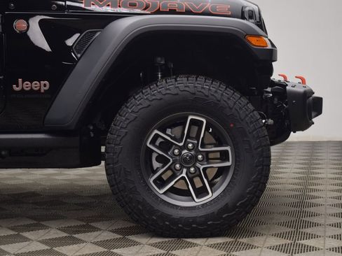 New 2026 Jeep Gladiator Mojave w/ Steel Bumper Group image 7