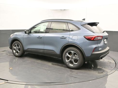 New 2026 Ford Escape ST-Line w/ Tech Pack #1 AWD/4WD image 9