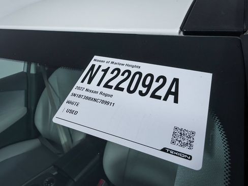 Certified 2022 Nissan Rogue SV AWD/4WD image 48