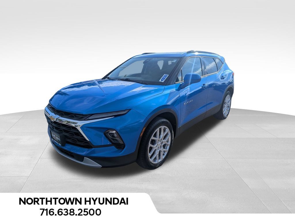 Used 2024 Chevrolet Blazer LT w/ Convenience Package AWD/4WD image 1