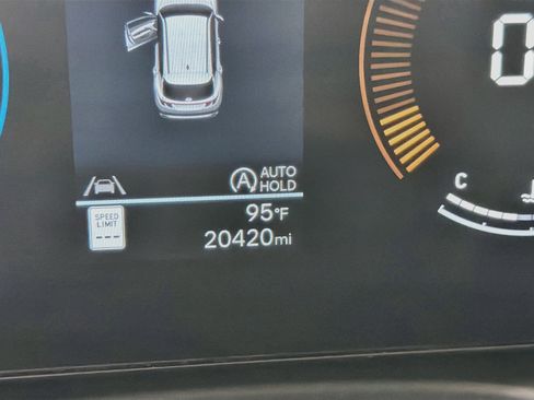 Used 2026 Hyundai Tucson SEL Plus FWD image 19