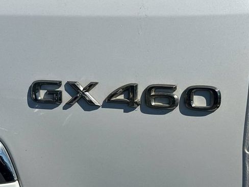 Used 2017 Lexus GX 460 w/ Navigation Package AWD/4WD image 32
