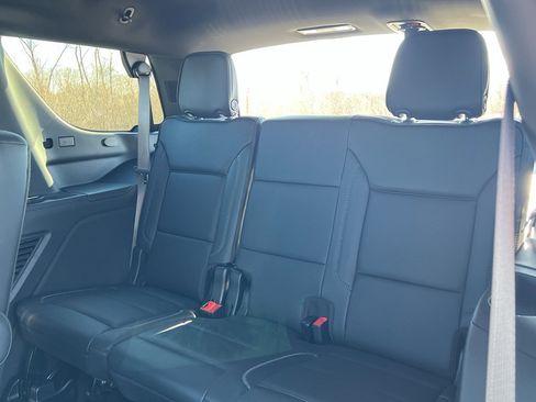 Used 2024 GMC Yukon Denali AWD/4WD image 40