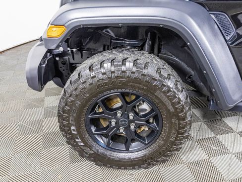 Used 2024 Jeep Wrangler Willys image 49