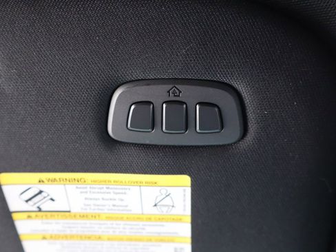 Used 2022 Ford F350 Platinum image 17