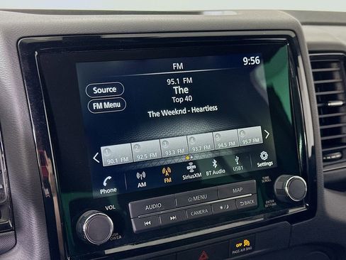 Used 2023 Nissan Frontier PRO-4X w/ Technology Package image 29