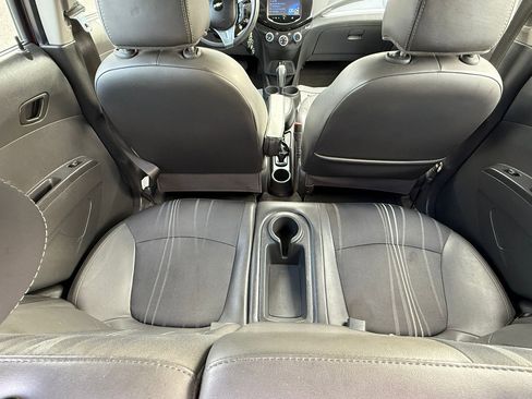 Used 2014 Chevrolet Spark LT image 19