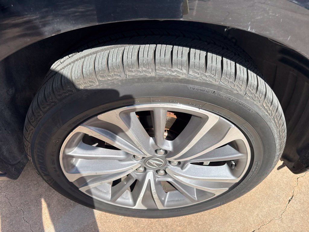 Used 2017 Acura MDX w/ Technology Package FWD image 35
