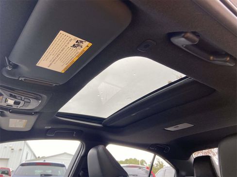 Used 2025 Toyota Corolla XSE image 47