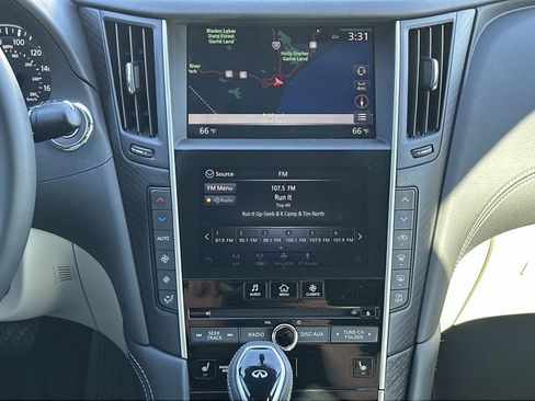 Used 2024 INFINITI Q50 Sensory image 25