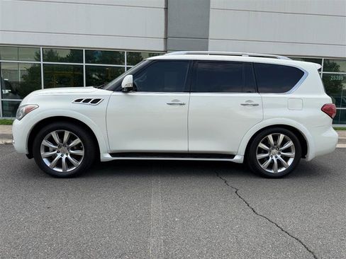 Used 2013 INFINITI QX56 4WD w/ Deluxe Touring Pkg image 6