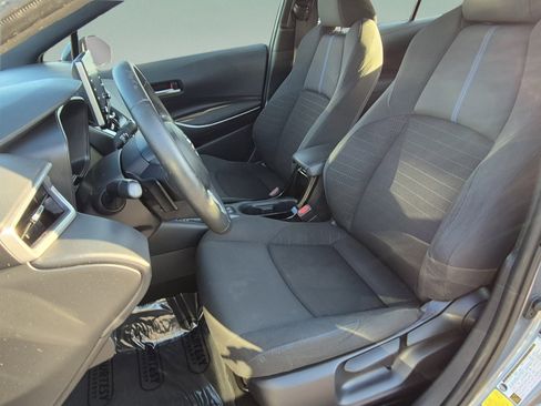 Used 2021 Toyota Corolla SE FWD image 19