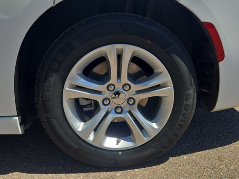 Used 2023 Dodge Charger SXT RWD image 31