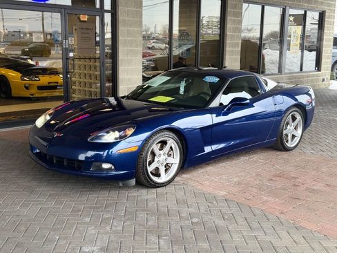 Used 2005 Chevrolet Corvette Coupe w/ Preferred Equipment Group image 39