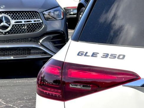 Certified 2025 Mercedes-Benz GLE 350 4MATIC image 10
