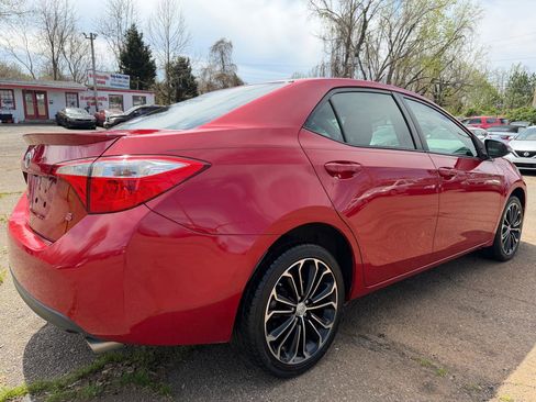 Used 2014 Toyota Corolla S image 5