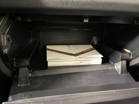 Used 2021 Toyota Tacoma TRD Sport w/ Technology Package image 25