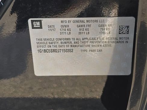 Used 2018 Chevrolet Cruze LS image 32