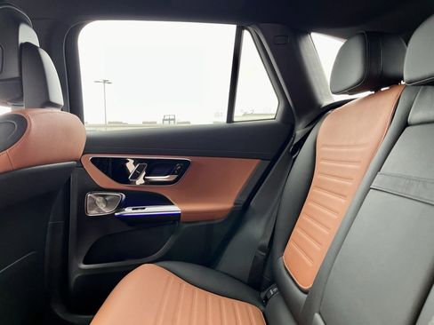 Certified 2025 Mercedes-Benz GLC 300 4MATIC image 52