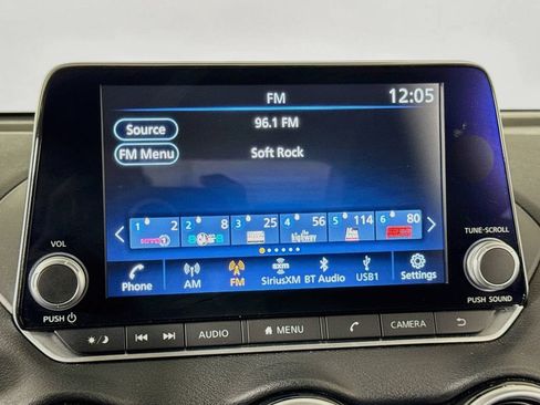 Used 2024 Nissan Sentra SV FWD image 25