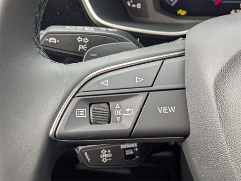 New 2025 Audi Q3 2.0T Premium image 11